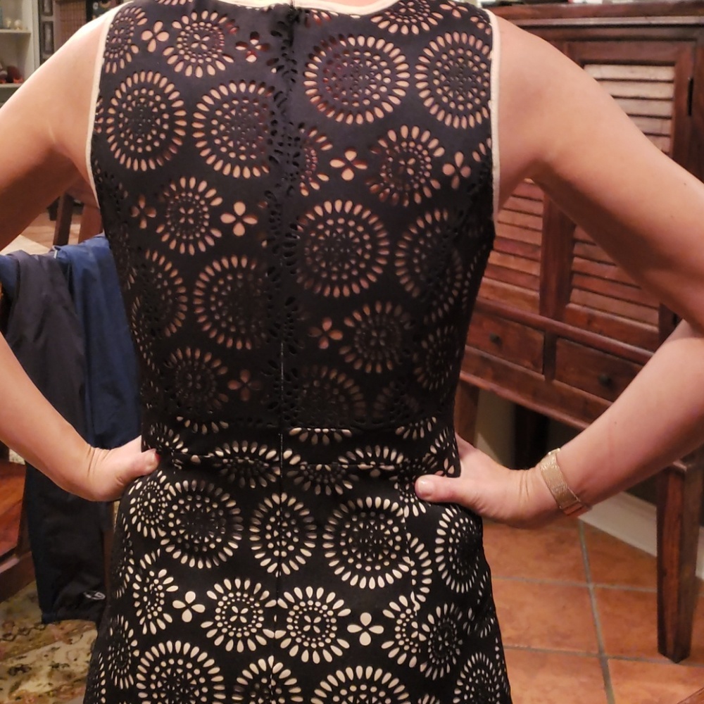 Little black dress - Picture 5 of 7